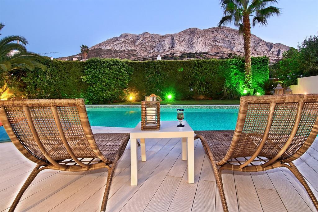 Luxury Villa Sea Melody Палая-Фокая Екстер'єр фото