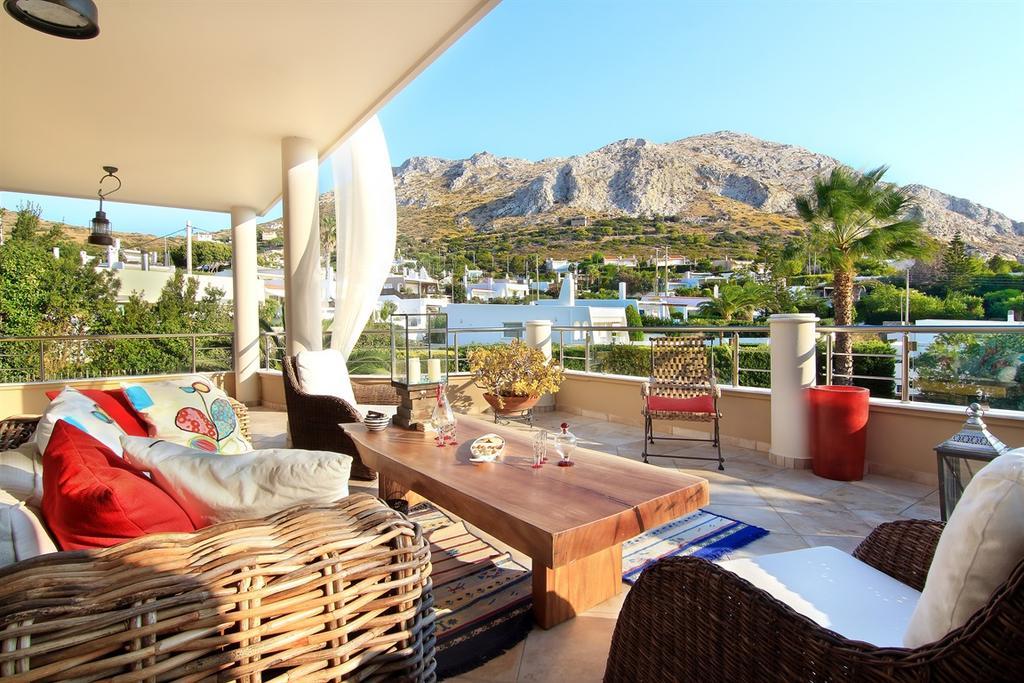 Luxury Villa Sea Melody Палая-Фокая Екстер'єр фото